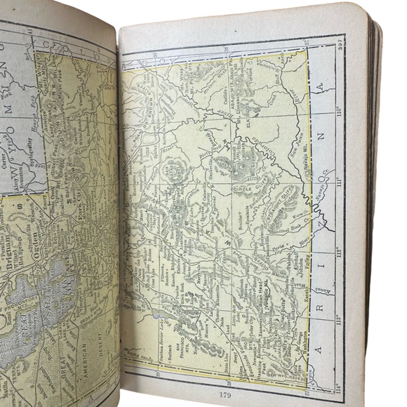 Rand McNally Pocket Atlas - Red and Gold - Picture 2 of 5